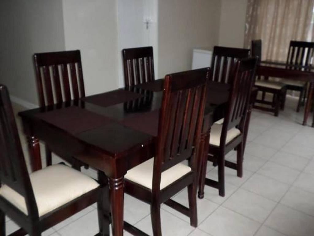Lepatino Bed & Breakfast Ливингстон Экстерьер фото
