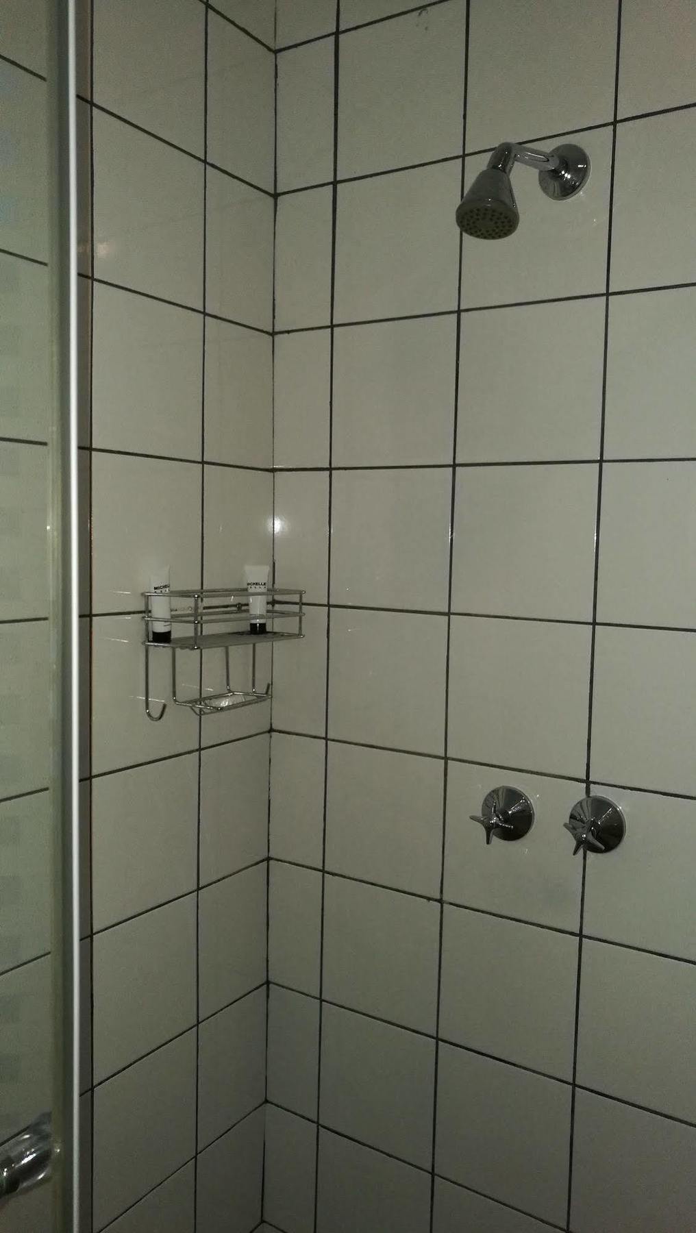 Lepatino Bed & Breakfast Ливингстон Экстерьер фото